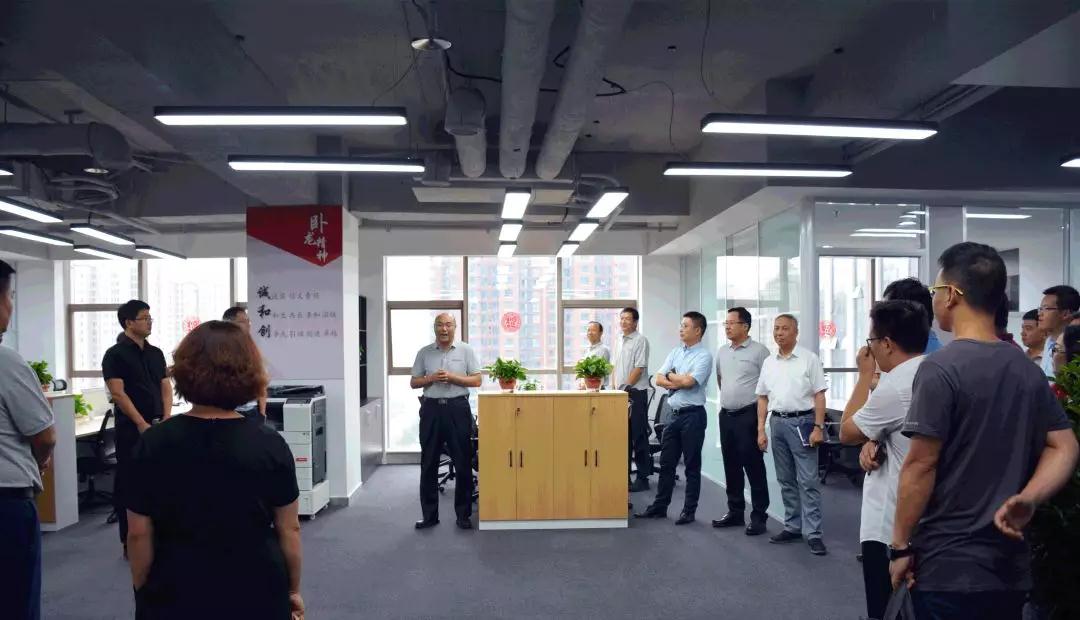 臥龍電驅(qū)中國(guó)銷售總部西北辦公中心正式啟用(圖6)